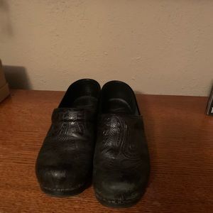 Dansko Women’s shoes
